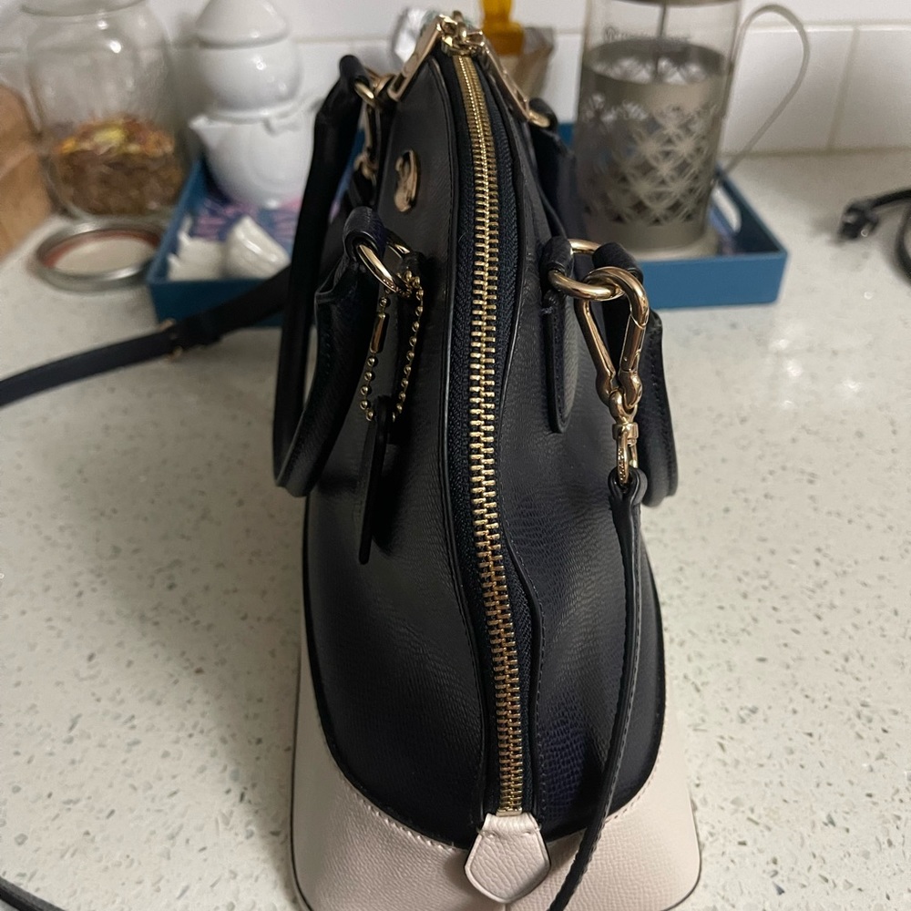 Coach shoulder bag - Picture 6 of 7